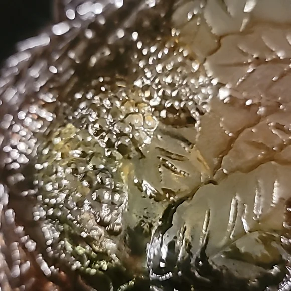 Carnival Glass - Picture 4 of 4